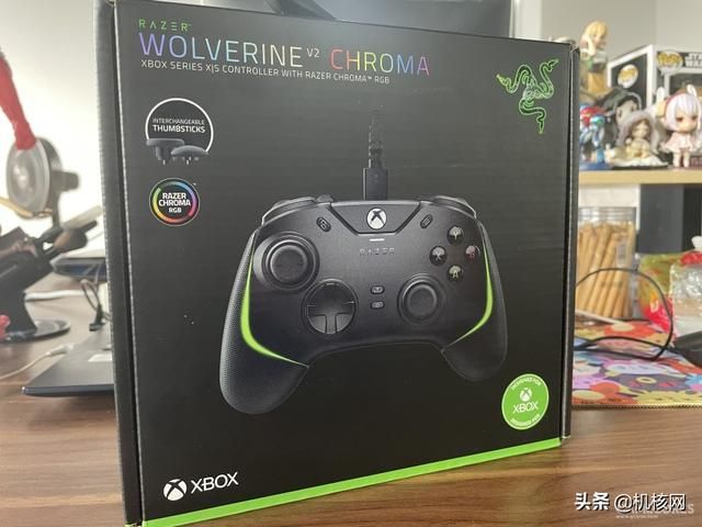 雷蛇手柄技术的集大成之作——幻影战狼V2幻彩版