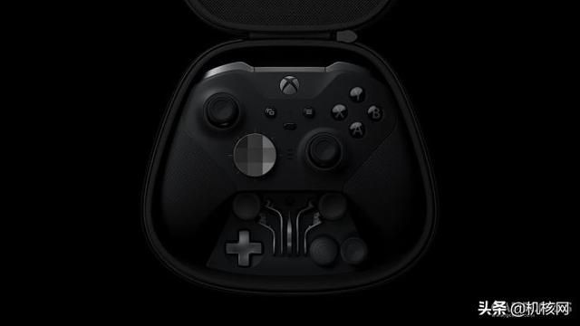 震了,Xbox One 精英手柄2代摸了一次就不舍得放下了