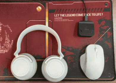 震了,Xbox One 精英手柄2代摸了一次就不舍得放下了